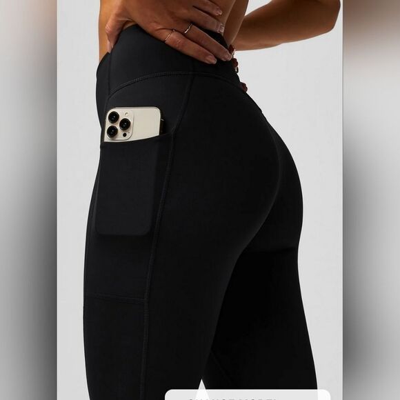 Fabletics Anywhere Motion365+ High-Waisted Utility Legging Black NWT in pkg - Picture 2 of 9